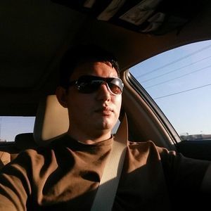 Meet your Posher, Sixto